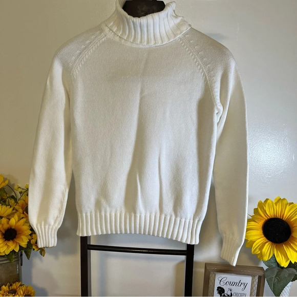 pria Sweaters - Pria Women’s size small 100% Cotton long sleeve white turtleneck